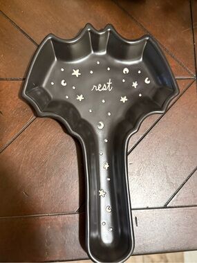 Rae Dunn Black Bat-Shaped Ceramic Spoon Rest w/ White Stars ⭐️ Moons- rest- NWT